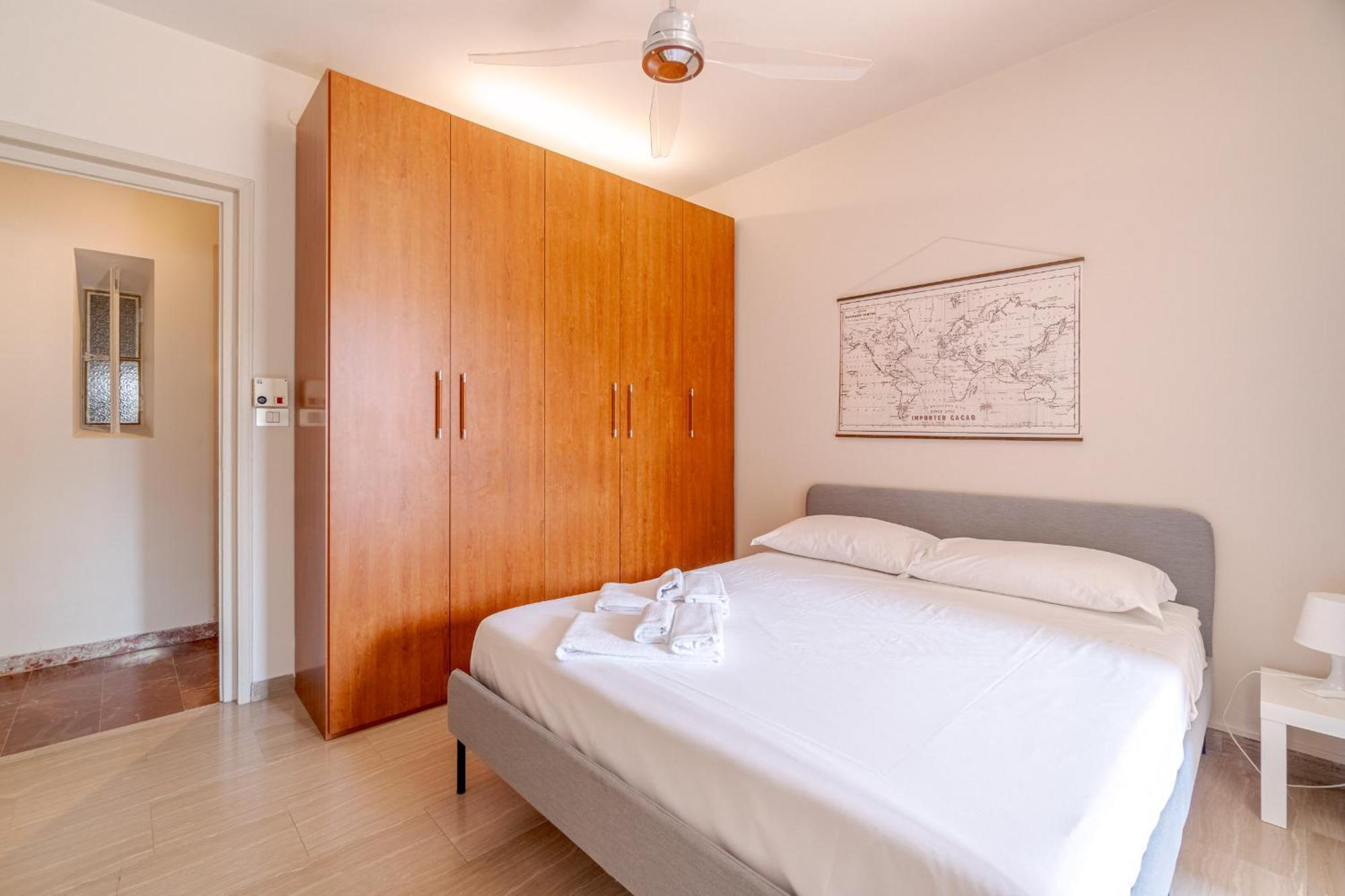 Appartement Casa Valeggio Attic Apt Few Steps From Porta Nuova à Turin Extérieur photo